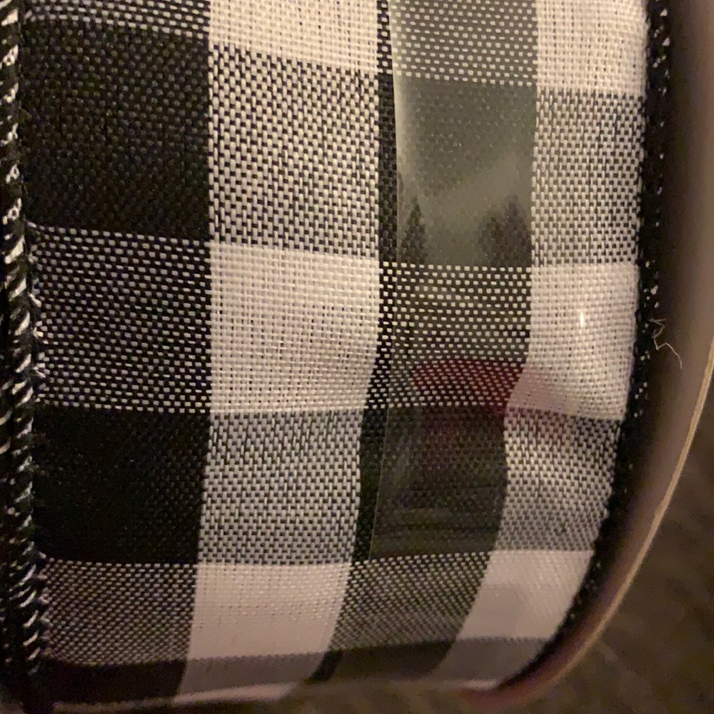 RIBBON CELEBRATE IT BLACK AND WHITE COLOR SQUARE DESIGN